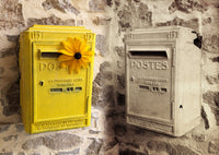 R043 Photo: La Poste Mailbox - Now and then