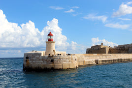 R040 Photo: Ricasoli Lighthouse - Malta